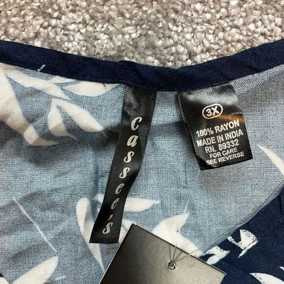 Cassee's Blouse top Womens 3X Blue White Floral 3/4 Sleeve Rayon Soft New NWT - Picture 3 of 13